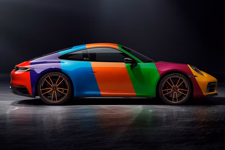 Với Porsche, BIMS 2023 không đơn thuần là triển lãm xe nữa mà đây còn là nơi để họ đặt nền móng đầu tiên cho 1 năm kỷ niệm rất đặc biệt của mình ở đất Thái.