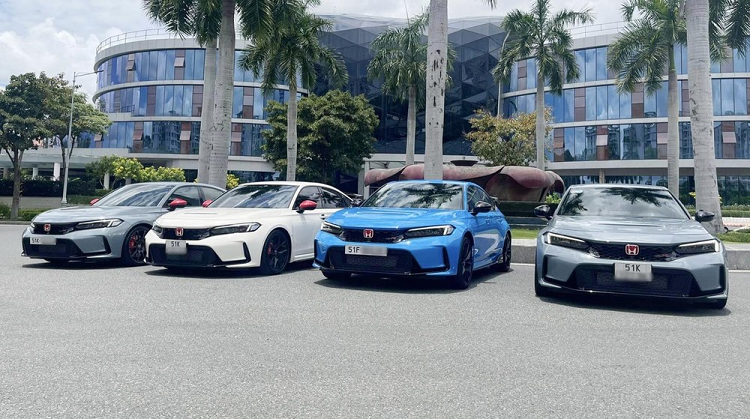 Chu xe dinh danh bien dep tu Lexus ES sang Honda Civic Type R-Hinh-3