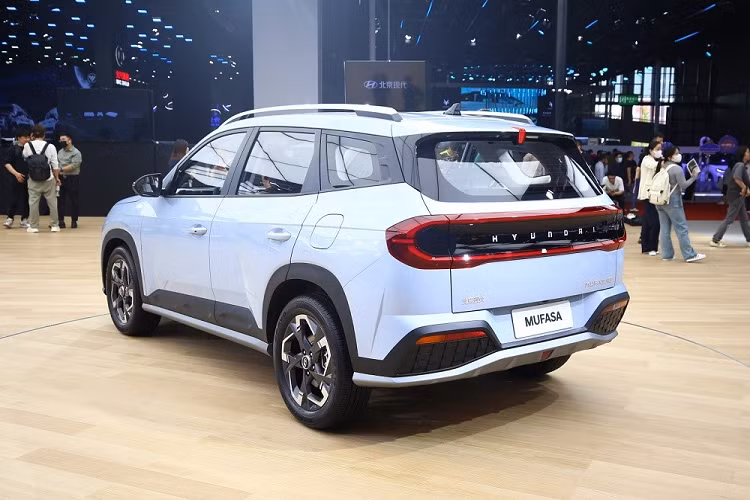 "Trái tim" của Hyundai Mufasa tại thị trường Trung Quốc là động cơ xăng 4 xi-lanh, hút khí tự nhiên, dung tích 2.0L, cho công suất tối đa 161 mã lực.