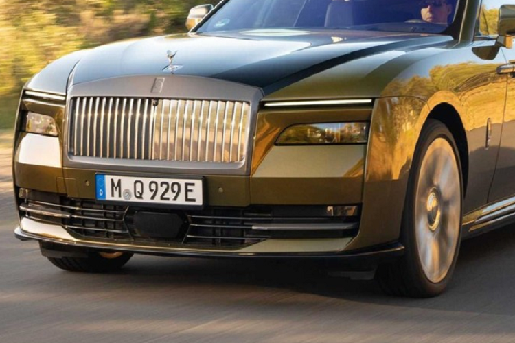 Hãng có thể điều chỉnh hệ thống ổn định chống lật vì nhiệt có thể ảnh hưởng đến độ cứng của các thành phần cao su hay điều chỉnh các vật liệu làm kín khoang nội thất vì các vùng khí hậu khác nhau có thể làm thay đổi cách thức hoạt động của chúng.