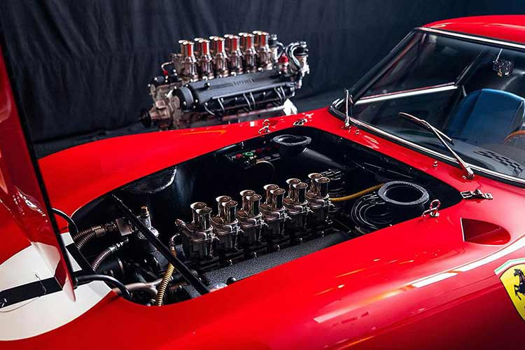 Chiếc Ferrari 250 GTO đã về tay chủ mới chỉ vài phút sau khi phiên đấu giá bắt đầu. Mặc dù vậy, mức giá nói trên vẫn thấp hơn con số 60 triệu USD mà RM Sotheby's kỳ vọng.
