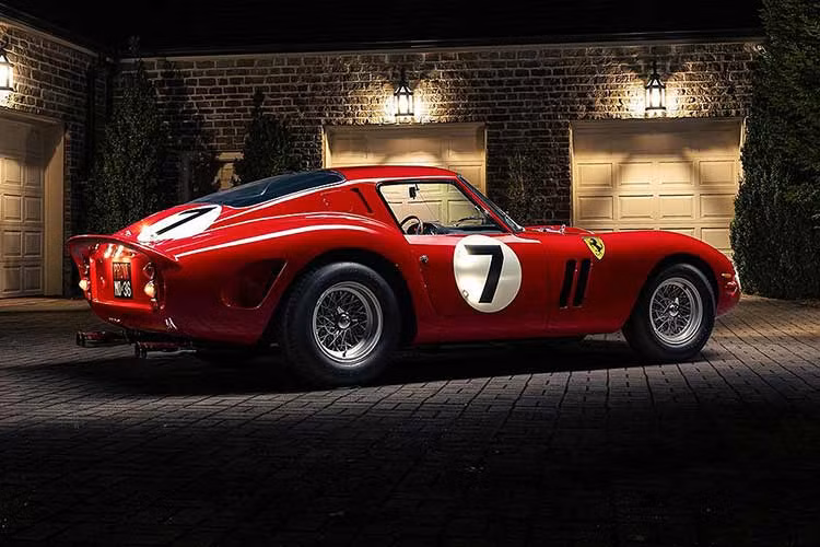 Theo các thống kê, đây là siêu xe Ferrari đấu giá cao nhất lịch sử, đồng thời cũng là chiếc xe có có giá cao thứ hai được ghi nhận trong các phiên đấu giá công khai.