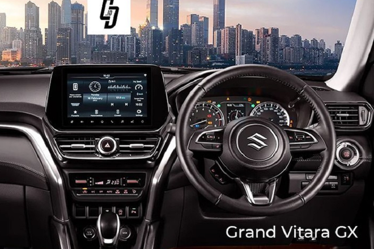 Bỏ ra số tiền trên, khách hàng Indonesia sẽ nhận về mẫu SUV cỡ B có thiết kế khá cứng cáp. Bên ngoài, mẫu SUV này được trang bị lưới tản nhiệt NEXWave màu đen, đèn pha LED, dải đèn LED định vị ban ngày, gương chiếu hậu gập chỉnh điện, vành 17 inch và đèn hậu LED nằm vắt ngang đuôi xe.