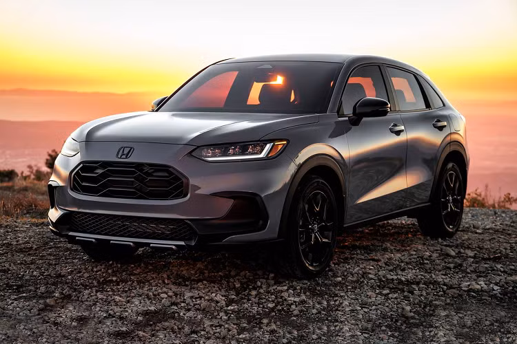 Giá xe Dongfeng Honda HR-V 2023 dự kiến sẽ được công bố trong thời gian tới. Nhiều khả năng xe sẽ có giá tương đương với Honda ZR-V, dao động từ 159.900 – 228.900 Nhân dân tệ (khoảng 547 - 783 triệu đồng).