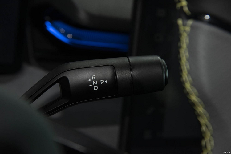 So với các mẫu xe của hãng Lynk &amp; Co trước đây, chiếc 08 có thiết kế hoàn toàn mới, Lynk &amp; Co cũng hy vọng sẽ có một hình ảnh cũng như doanh số hoàn toàn mới với mẫu này.