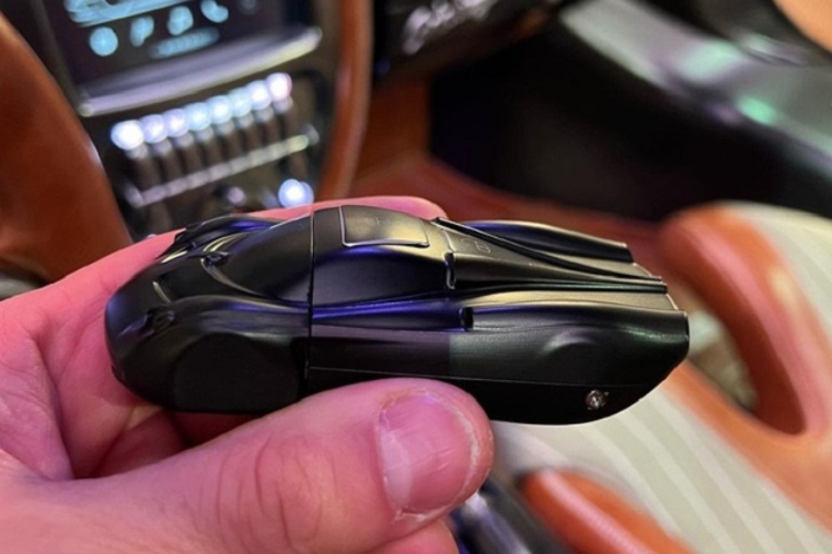 Trái tim của Pagani Huayra Codalunga vẫn là khối động cơ V12 dung tích 6.0L do AMG lắp ráp thủ công, với sức mạnh lên đến 840 mã lực và mô-men xoắn 1.100 Nm.