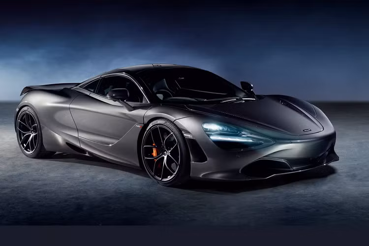 Với những điểm vượt trội trên, không có gì đáng ngạc nhiên khi McLaren 720S nhanh chóng trở thành món đồ yêu thích của giới “chơi xe” trên toàn thế giới.
