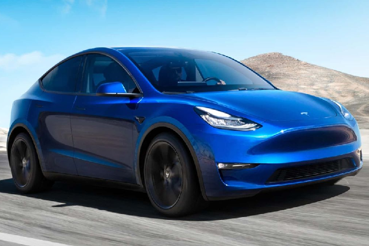  8. Tesla Model Y Chi phí hàng năm: 217 USD (khoảng 5,1 triệu đồng) vào năm thứ nhất, 813 USD (19,2 triệu đồng) vào năm thứ 10. Chi phí 10 năm: 4.732 USD (111 triệu đồng). Khả năng cần sửa chữa lớn: 11,7%. Tesla Model Y là phiên bản crossover của Model 3, có phạm vi hoạt động 530 km trong một lần sạc.