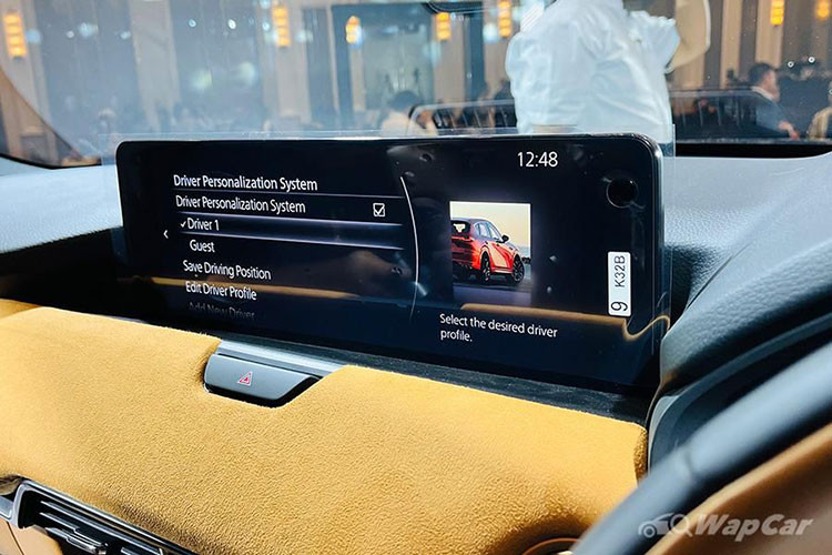 Cá tính năng như hỗ trợ giữ làn đường, cảnh báo điểm mù, cảnh báo phương tiện cắt ngang khi lùi tích hợp tự động phanh và cảnh báo khi mở cửa, cảnh báo va chạm với phương tiện cắt ngang đầu xe, hệ thống theo dõi người lái cũng như cảnh báo khi người lái mất tập trung... cũng được trang bị trên Mazda CX-60 2023.