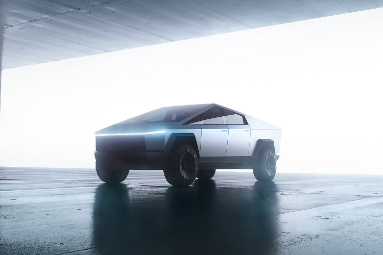 Sự chậm trễ trong việc tung Cybertruck ra thị trường đã tạo cơ hội cho các hãng xe truyền thống vượt qua Tesla trong phân khúc xe bán tải thuần điện. Đồng thời, Tesla cũng chẳng còn gì vượt trội để cung cấp cho khách hàng Mỹ vốn yêu thích xe bán tải và SUV.