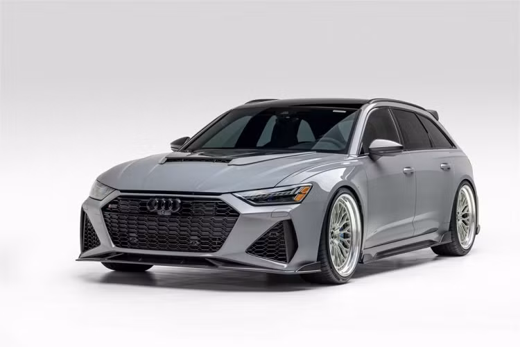 Bộ phụ kiện hoàn toàn bằng sợi carbon có giá từ 20.000 Đô hoặc người mua sắm có thể mua một chiếc Audi RS6 độ 1016 Industries với giá 142.995 Đô.