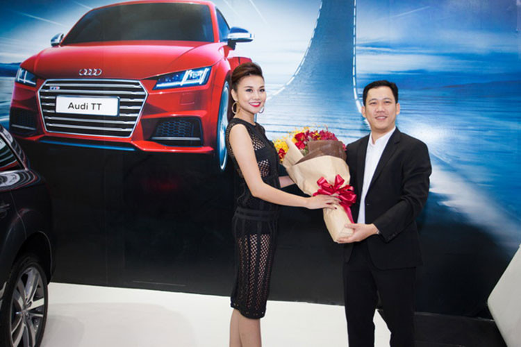 Tại Vietnam Motor Show 2014, Audi Việt Nam gây bất ngờ khi công bố Thanh Hằng làm đại sứ cho hãng, trước đó siêu mẫu này là verdette của CLB người nổi tiếng sử dụng xe Mercedes-Benz. Tại VMS 2014, Audi đang là thương hiệu sở hữu dàn sao hùng hậu làm đại sứ nhất.