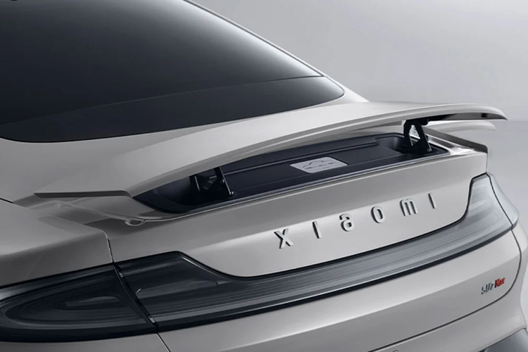 Mức độ tích hợp của xe có thể giảm trọng lượng của cấu trúc thân xe, giúp xe nhẹ hơn và tăng phạm vi di chuyển của xe. Mẫu xe mới dự kiến sẽ có ba phiên bản, tiêu chuẩn, Pro và Max, với sự khác biệt về cấu hình như lidar, v.v.