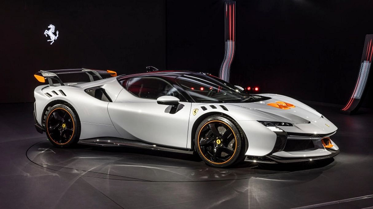 Chu so huu sieu xe sap toi se phai co bang lai rieng-Hinh-3