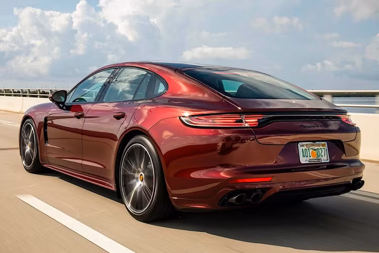 Trieu hoi Porsche Panamera va Bentley Continental GT do nguy co chay no-Hinh-2