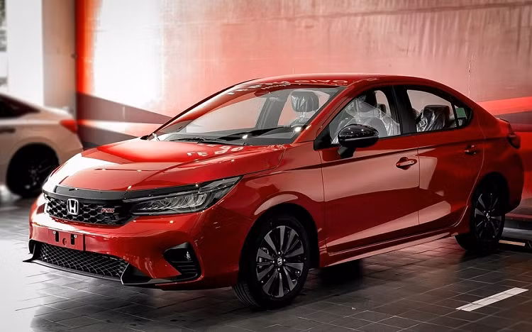 Honda City 2023 tai Viet Nam giam den 50 trieu, dau Hyundai Accent