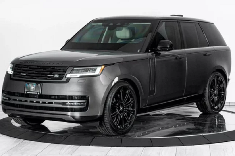 Giống như các sản phẩm trước đây do Inkas nâng cấp, chiếc Range Rover 2023 bọc thép tinh tế đến mức bạn sẽ chẳng nhận ra sự khác biệt trừ khi có người nói.