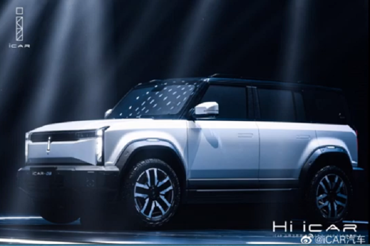 Về sức mạnh, mặc dù chưa có nhiều dữ liệu được tiết lộ nhưng ở phiên bản EV, xe sẽ có phạm vi hoạt động dự kiến 311 miles (500 km).