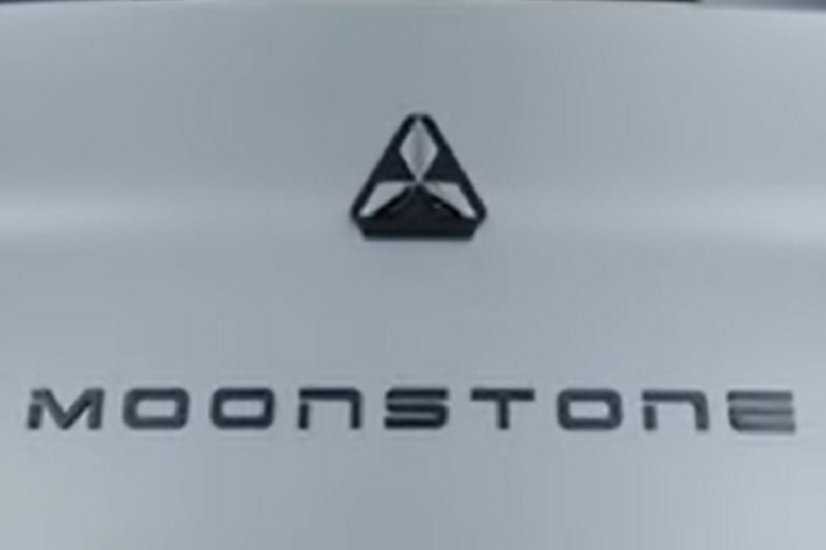 Nhóm các nhà thiết kế cũng nhận được sự hỗ trợ từ Mitsubishi và sự giúp đỡ từ các nhà tài trợ kỹ thuật như Pirelli, OZ Racing hay Lechler. Trong khi đó, mẫu xe concept với kích thước thật được chế tạo bởi Freeland.car, MINTT, AM Contruzione Modellli và Raitec.