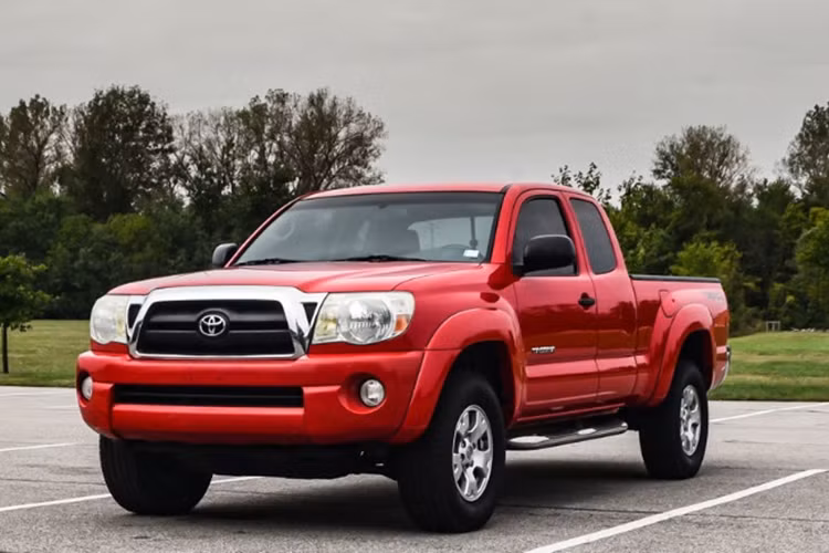 Có lẽ chính bởi giá thành hợp lý, tiện ích đủ dùng và khả năng tiết kiệm nhiên liệu do dùng hệ truyền động hybrid đã giúp mẫu xe này “chiều lòng” được nhiều người dùng ở Mỹ. Toyota Highlander là mẫu xe xếp thứ 2 trong bảng xếp hạng những xe được chủ đầu giữ lại lâu nhất.