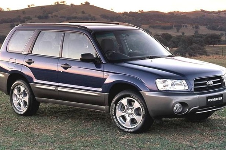 Mẫu Crossover bán chạy nhất của Honda tại Việt Nam và nhiều thị trường khác trên thế giới cũng lọt vào danh sách này. Riêng ở Mỹ, khoảng 10,7% người mua Honda CR-V đều giữ lại và sử dụng mẫu xe này hơn 15 năm.