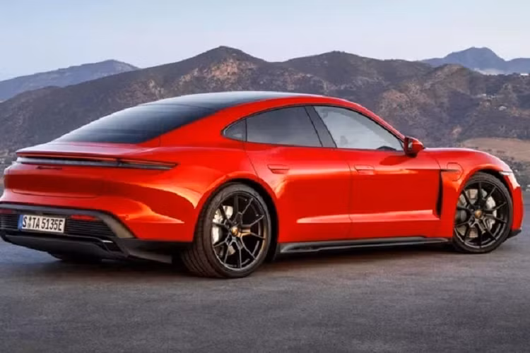 Vuot mat Macan, Cayenne la xe ban chay nhat cua Porsche nam 2022-Hinh-2