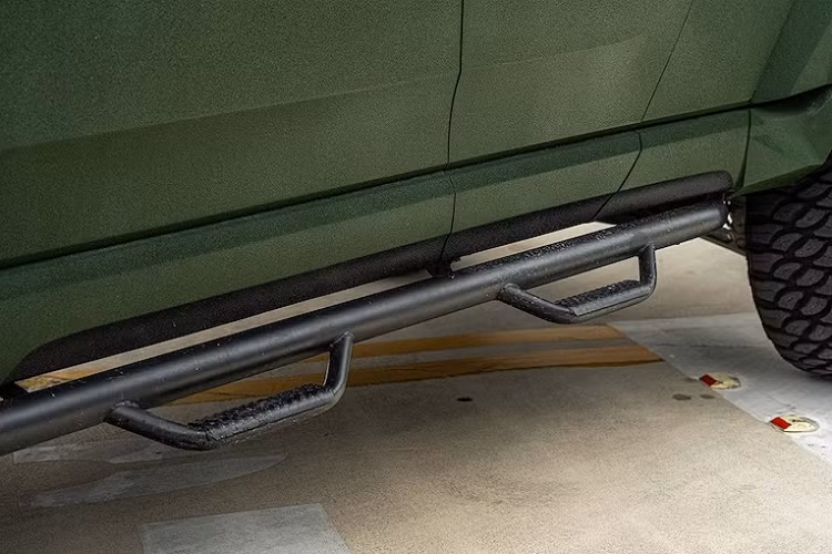 Bên trong cabin, Apocalypse R1T cũng nâng cấp các tùy chọn nổi bật, gồm: ghế da cao cấp, trang bị hiện đại và hệ thống giải trí tiên tiến.