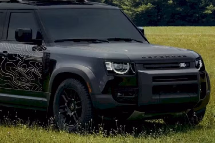 Đội chiến thắng cuộc thi này sẽ nhận được một chuyến du lịch trải nghiệm kéo dài 4 ngày ở Namibia, Nam Phi. Ở đây, họ sẽ lái những chiếc xe Defender băng qua vùng rừng núi hoang dã Erongo và chinh phục đỉnh Spitzcoppe.