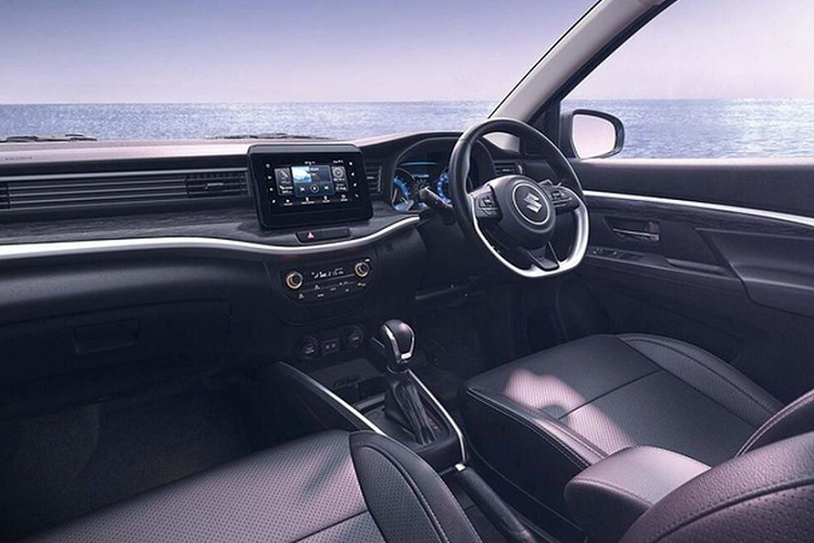 Khối động này đi kèm với hộp số tự động 4 cấp hoặc số sàn 5 cấp. Suzuki Ertiga Hybrid đã ra mắt thị trường Việt Nam từ nửa cuối năm ngoái. Nhiều khả năng XL7 Hybrid sẽ là cái tên tiếp theo được giới thiệu trong cuối năm nay hoặc đầu năm sau.