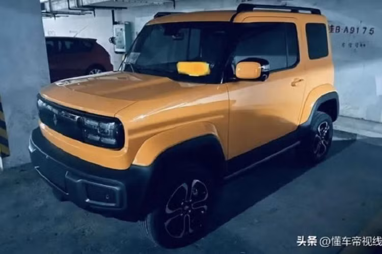 Vào tháng 2 vừa qua, hãng xe điện Baojun, liên doanh giữa SAIC- General Motors-Wuling, đã trình làng 1 chiếc xe điện 3 cửa với thiết kế khá bắt mắt mang tên gọi Yep, hay còn có tên ở thị trường Trung Quốc là Baojun Yueye 2023 mới và nhận được sự quan tâm của khách hàng nước này.