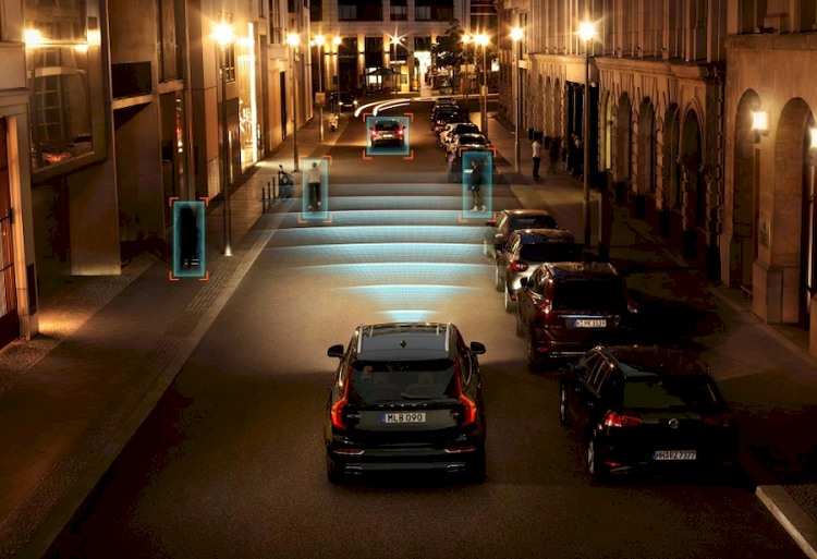 Phanh tu dong khan cap se la trang bi bat buoc tren oto moi-Hinh-2