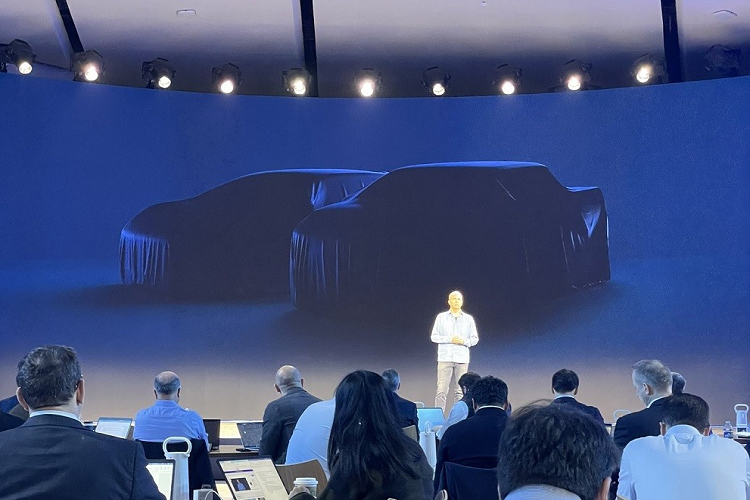 Ford se ra mat SUV dien co lon nhu Explorer, VinFast VF9 them doi thu-Hinh-2