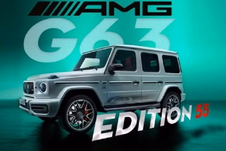 Sức mạnh của động cơ được truyền tới cả 4 bánh thông qua hộp số tự động AMG Speedshift Plus 9 cấp. Nhờ đó, Mercedes-AMG G63 Edition 55 chỉ mất thời gian tăng tốc từ 0-100 km/h trong 4,5 giây và có thể đạt vận tốc tối đa 220 km/h.