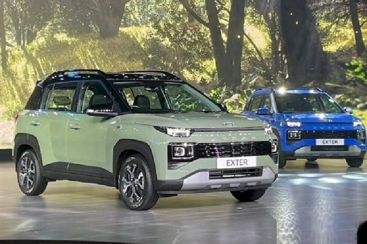 Dự kiến Hyundai Exter 2024 mới sẽ được lắp ráp trong nước với mức giá khoảng 500 triệu đồng. Hiện các đại lý cũng đang nhận cọc mẫu xe này. Như vậy, trong thời gian tới Hyundai sẽ bổ sung 3 mẫu xe mới vào danh mục sản phẩm. Ngoài Custin và Palisade, Exter sẽ là cái tên tiếp theo. Tuy nhiên, phía TC Motor vẫn chưa lên tiếng xác nhận thông tin này.