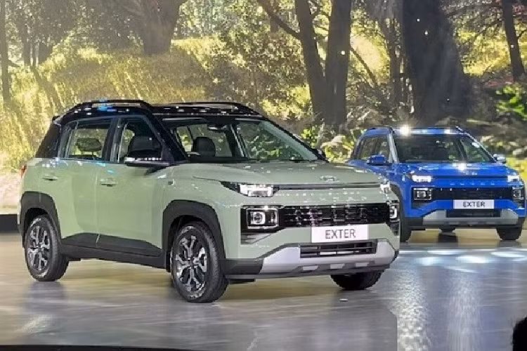 Dự kiến Hyundai Exter 2024 mới sẽ được lắp ráp trong nước với mức giá khoảng 500 triệu đồng. Hiện các đại lý cũng đang nhận cọc mẫu xe này. Như vậy, trong thời gian tới Hyundai sẽ bổ sung 3 mẫu xe mới vào danh mục sản phẩm. Ngoài Custin và Palisade, Exter sẽ là cái tên tiếp theo. Tuy nhiên, phía TC Motor vẫn chưa lên tiếng xác nhận thông tin này.