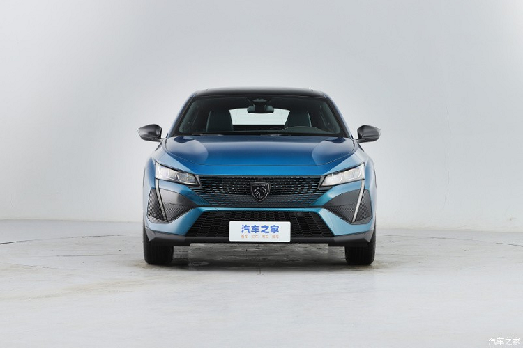 Vào tháng 6 năm ngoái, Peugeot đã chính thức vén màn mẫu xe 408 ra toàn cầu, đây sẽ là 1 trong những thành viên chủ lực của hãng xe Pháp. Mãi đến nay, Dongfeng - đơn vị phân phối Peugeot tại Trung Quốc mới chịu tung ra thông tin ngày mở bán, cũng như giá xe Peugeot 408 2023 mới.