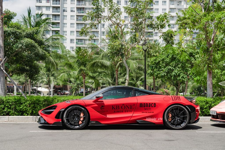Hiện tại, giá xe McLaren 765LT tại Việt Nam vẫn là một ẩn số. Tuy nhiên, nhiều thông tin đồn rằng khi hoàn thành đăng ký đăng kiểm ra biển trắng, chủ nhân phải bỏ ra số tiền không dưới 30 tỷ đồng.