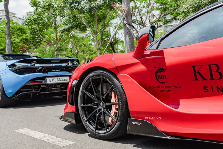 McLaren 765LT là phiên bản hiệu suất cao của mẫu siêu xe đình đám McLaren 720S, chỉ được sản xuất giới hạn 765 chiếc trên toàn cầu và hiện mới có 4 chiếc “cập bến” Việt Nam.
