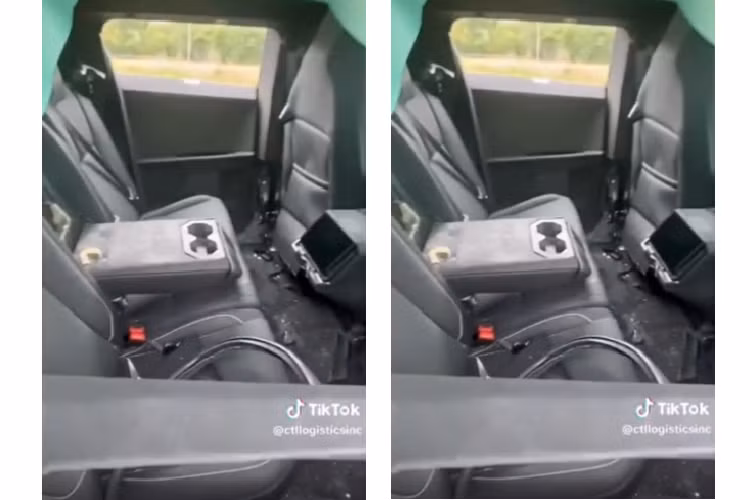 Ở hàng ghế sau của chiếc bán tải này có hai ngăn để cốc hình bát giác, màn hình cảm ứng kiểu máy tính bảng gắn ở phía sau cụm điều khiển trung tâm. Màn hình này có chức năng giải trí cho người ngồi hàng ghế sau, người dùng cũng có thể tùy chỉnh điều hòa và thực hiện một số cài đặt khác.