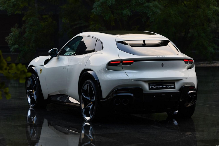 Việc Ferrari Purosangue được sớm ra mắt tại Trung Quốc cũng mang đến nhiều ý nghĩa tích cực cho hãng xe Ferrari trong cuộc thiết lập kỷ lục doanh số mới trong năm 2023 này.