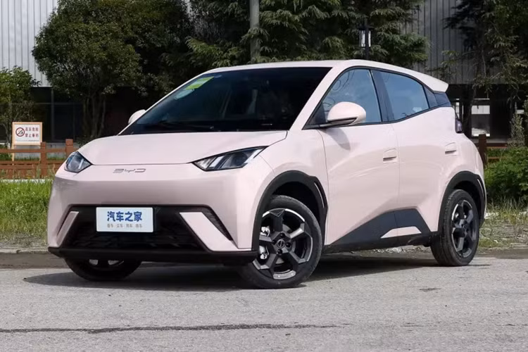 Có thể thấy, chỉ cần trong 7 tháng qua, BYD Seagull giá rẻ đã đạt được doanh số đáng kinh ngạc, với chiếc xe thứ 200.000 rời khỏi dây chuyền lắp ráp.