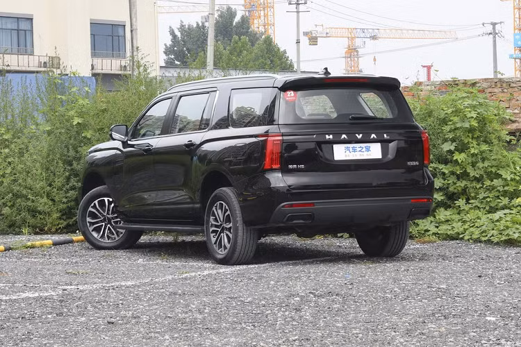 Bên cạnh những thành tựu đạt được, thương hiệu Haval cũng không ngừng ươm tạo những sản phẩm mới Haval B26 đã có tên gọi chính thức là Haval Raptor, tất nhiên hôm nay có thêm một thế hệ Haval H5 mới ra mắt, được kỳ vọng sẽ trở thành động lực mới cho sự phát triển của thương hiệu, cũng như mang đến sự tăng trưởng về doanh số.