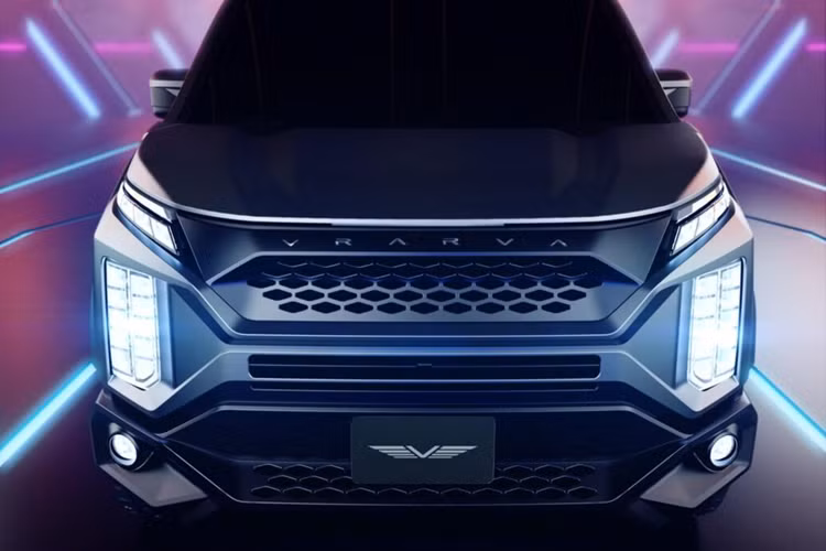 “Dàn chân” của Vrarva Orcus cũng được nâng cấp với bộ la-zăng Vrarva DW01 17 inch mới, đi kèm lốp địa hình Dunlop Grand Trek AT5. Ngoài ra, nếu khách hàng cảm thấy gầm chiếc Delica D:5 quá thấp để off-road, Kuhl sẽ cung cấp tùy chọn nâng gầm thêm 102 mm.