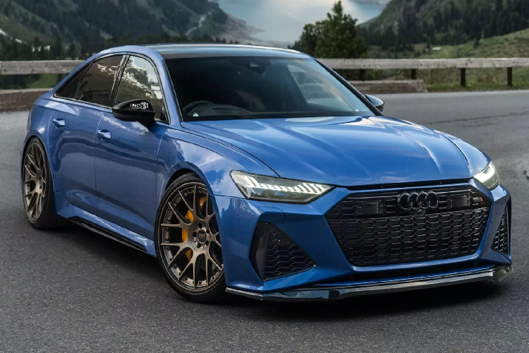 Chiếc sedan Audi RS6 của Ado X Performance - một công ty không xa lạ gì với những dự án tương tự. Dự án này là phần tiếp theo của chiếc sedan Audi RS6 C7 được nâng cấp cách đây vài năm. Giờ đây, Ado X Performance đã giới thiệu bản nâng cấp đặc biệt, các thông số kỹ thuật giống hệt với xe xuất xưởng. Bắt đầu với chiếc Audi A6 C8 3.0 TFSI nguyên bản có công suất 340 mã lực.