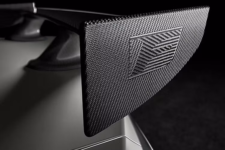 Đời 2023 của dòng RC F cũng đánh dấu sự trở lại của phiên bản Track Edition sau 1 năm vắng bóng tại Mỹ vì bị thay thế tạm thời bởi phiên bản Fuji Speedway Edition trong năm 2022. Bản này bao gồm các tính năng như nắp ca-pô xe bằng sợi carbon, cánh cố định phía sau, nội thất Alcantara màu đen và xanh độc đáo, phanh gốm carbon Brembo, giảm xóc Hitachi và sẽ có sẵn với màu sơn Incognito.