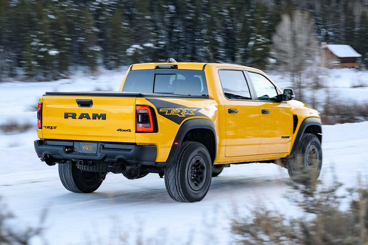 Tại Mỹ, giá xe RAM 1500 TRX 2023 có mức khởi điểm 83.890 USD (khoảng 1,94 tỷ đồng). Tuy nhiên, bản đặc biệt Havoc Edition có giá khởi điểm lên đến 104.550 USD (khoảng 2,244 tỷ đồng).