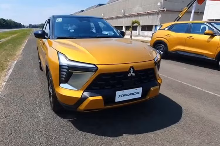 Mới đây, video về nhóm người Việt trải nghiệm lái xe Mitsubishi Xforce tay lái thuận tại Indonesia đã được chia sẻ rộng rãi trên các nền tảng xã hội và nhận về nhiều phản hồi tích cực từ người xem.