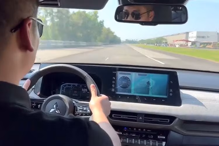 Vốn là một trong những thị trường trọng điểm mà hãng xe Nhật muốn khai thác với sản phẩm hoàn toàn mới nên nhiều khả năng Xforce tại Việt Nam sẽ được trang bị ADAS với nhiều tính năng cao cấp hơn bản ra mắt Indonesia hồi tháng trước.