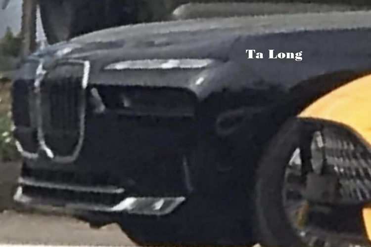 Với những trang bị tận răng có thể khiến 2 đối thủ chính là Audi A8L và Mercedes-Benz S-Class đau đầu, khách hàng Việt rất mong chờ BMW 7-Series 2023 mới sẽ sớm về nước. Không phụ lòng mong chờ, cuối cùng, chiếc sedan hạng sang cỡ lớn BMW 7-Series 2023 cũng đã có mặt tại Việt Nam