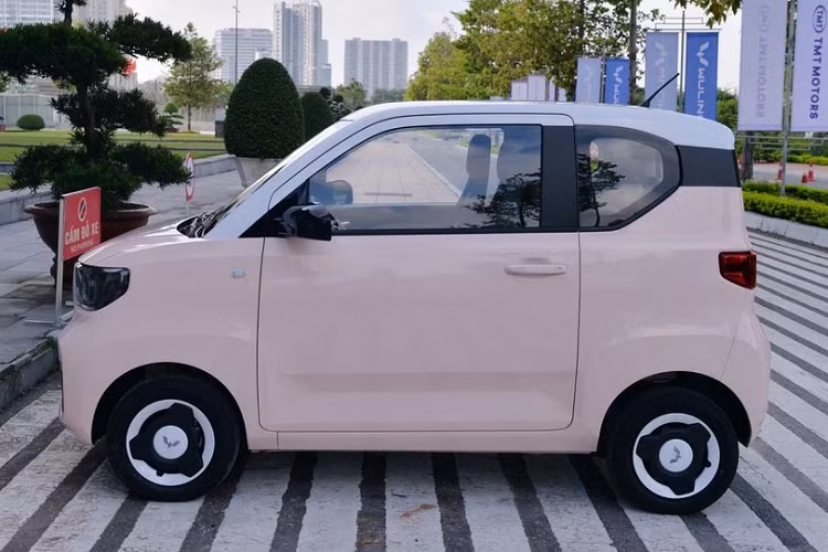 Chỉ 1 năm sau đó, họ đã đạt được thành công. Xe điện Wuling Hongguang Mini EV hot đến nỗi cung không đủ cầu và nhanh chóng cán mốc 1 triệu xe bán ra chỉ chưa đầy 2 năm ra mắt.